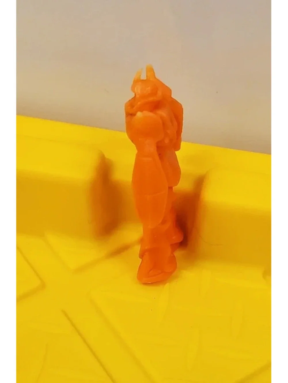 Vintage Mobile Suit Gundam Orange Eraser Mini Figure Retro Keshi Collectible